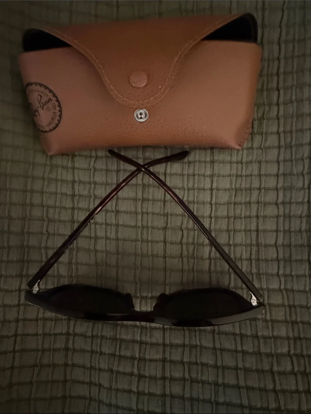 Ray-Ban authentic ray